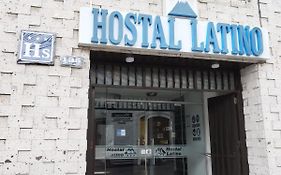 Hostal LATlNO